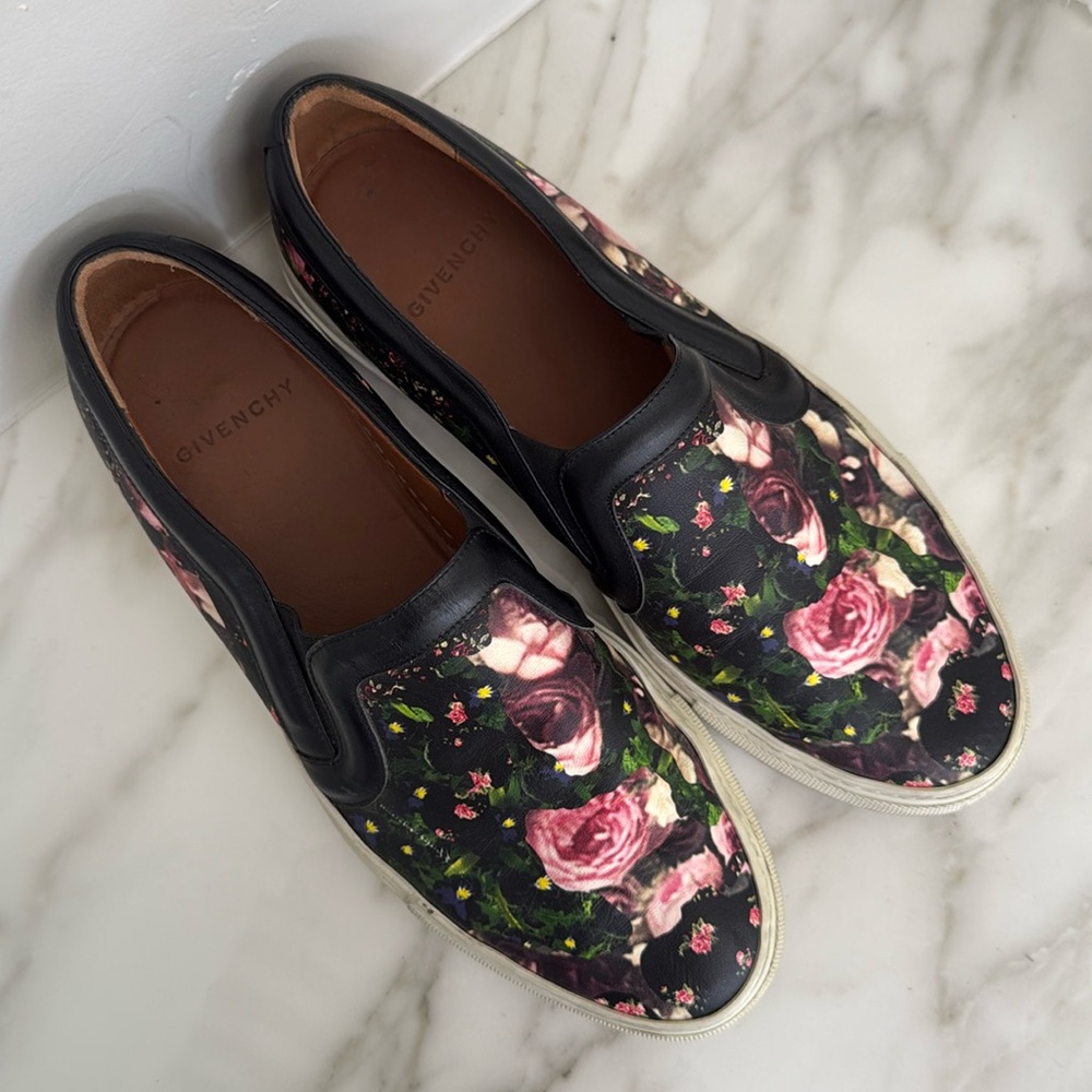 Givenchy slip on floral sneakers 38